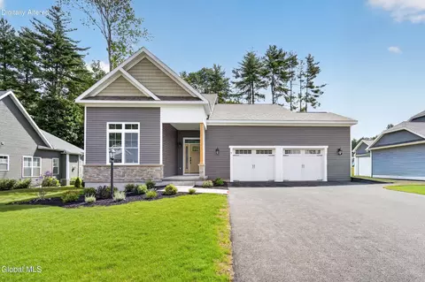 12 Kenzie Ct, Ballston, NY 12020