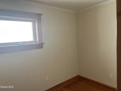 Bedroom - 16 River St, Schenectady, NY 12305 photo 4 of 6