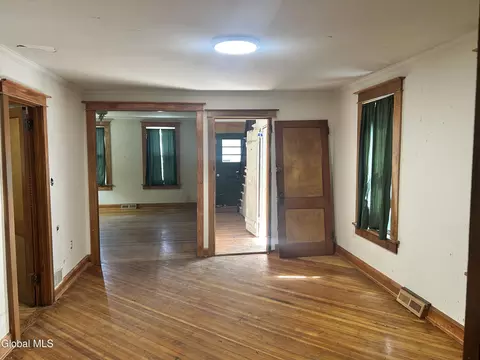 Living - 16 River St, Schenectady, NY 12305 photo 5 of 5