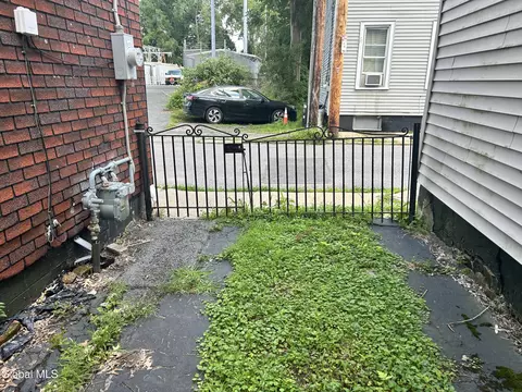 Other - 16 River St, Schenectady, NY 12305 photo 2 of 11