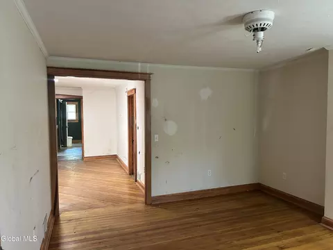 Living - 16 River St, Schenectady, NY 12305 photo 2 of 5