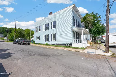 125 Lancaster St, Cohoes, NY 12047