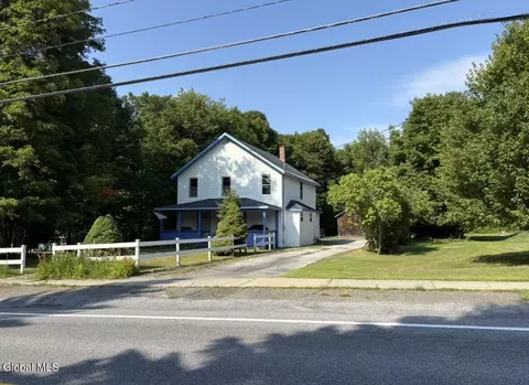 3149 Plank Rd, Mineville, NY 12956