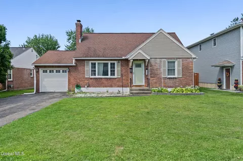 1309 Sumner Ave, Schenectady, NY 12309