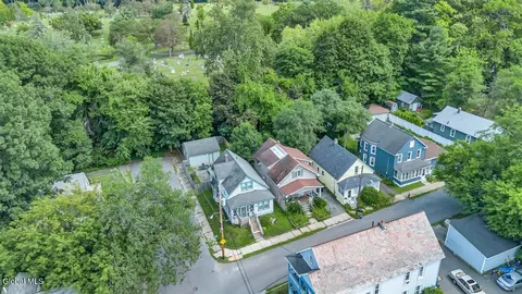 View/Area - 2101 Colgate Pl, Schenectady, NY 12304 photo 1 of 1