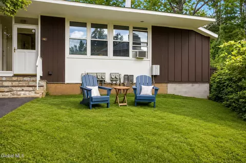 1 E High Pines Ter #E, Chestertown, NY 12817