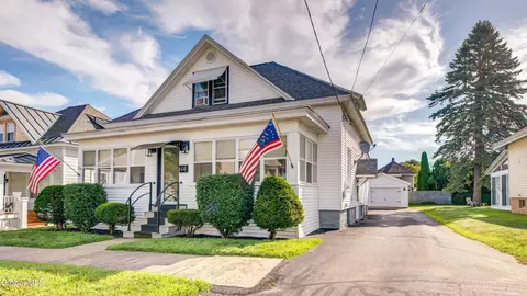29 Almond St, Gloversville, NY 12078
