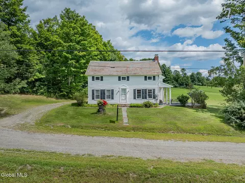 234 S Grimes Hill Rd, Hebron, NY 12832