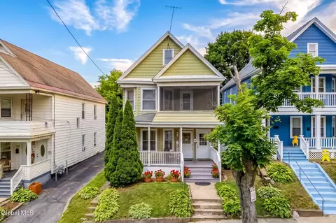 305-307 Furman St, Schenectady, NY 12304