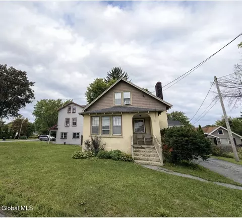 3418 Albany St, Schenectady, NY 12304