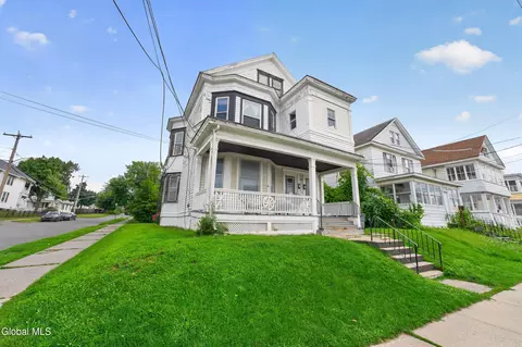 677 Washington Ave, Albany, NY 12206