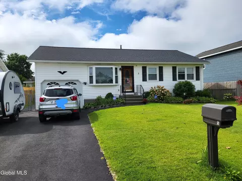 5 Ballina St, Troy, NY 12180