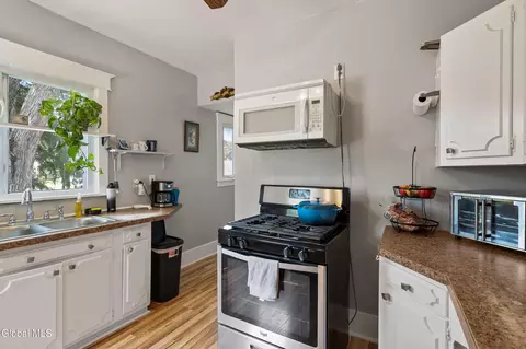 Kitchen - 112 Fales Ct, Troy, NY 12180 photo 1 of 3