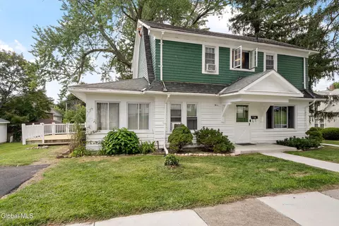 Exterior - 112 Fales Ct, Troy, NY 12180 photo 11 of 13