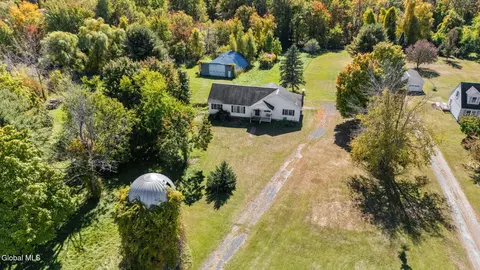 264 Upper Newtown Rd, Mechanicville, NY 12118