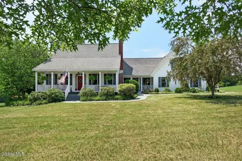 67 Stafford Bridge Rd, Saratoga Springs, NY 12866