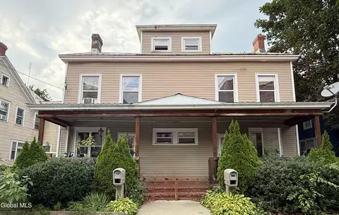 10 Goodwin Ave, Glens Falls, NY 12801