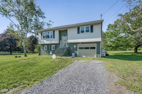 1399 Kania Rd, Amsterdam, NY 12010
