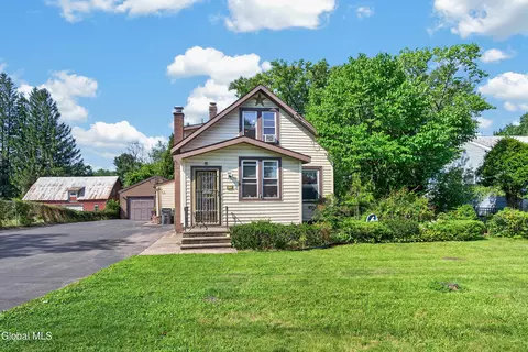 4116 Albany St, Schenectady, NY 12304