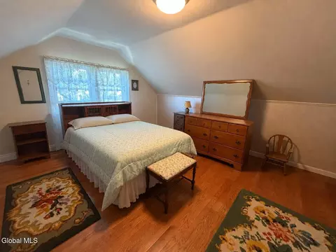 Bedroom - 1133 Cushing Ln, Schenectady, NY 12303 photo 2 of 3