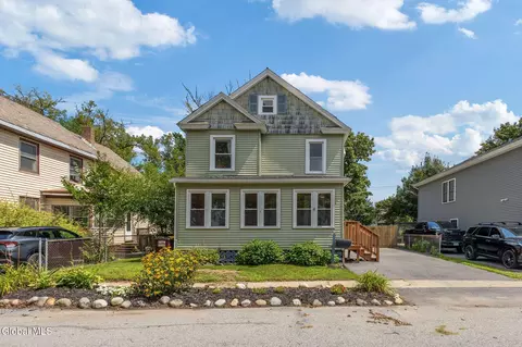 17 Kenworthy Ave, Glens Falls, NY 12801