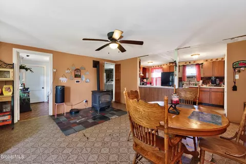 7 Colonial Rd, Stillwater, NY 12170 photo 11