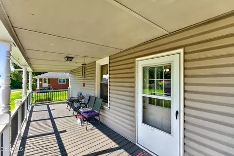 7 Colonial Rd, Stillwater, NY 12170 photo 4