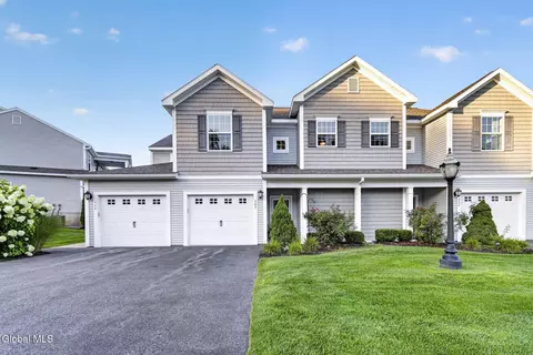 503 Grayson Pl, Glenville, NY 12302