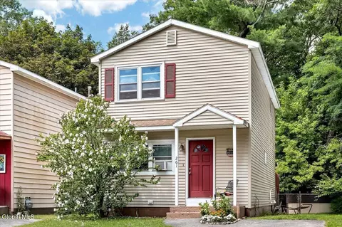 261 Donald Ave, Schenectady, NY 12304