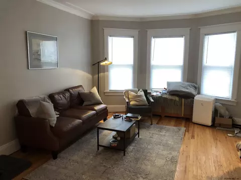 16 Harris Ave #1, Albany, NY 12208