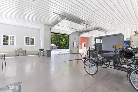 Exterior - 106 Hilltop Rd, Sprakers, NY 12166 photo 10 of 14