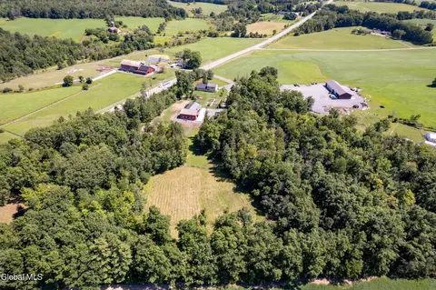 View/Area - 106 Hilltop Rd, Sprakers, NY 12166 photo 5 of 6
