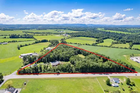 View/Area - 106 Hilltop Rd, Sprakers, NY 12166 photo 4 of 6