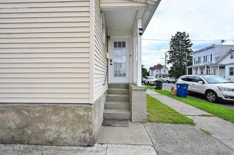 65 Breslin Ave, Cohoes, NY 12047