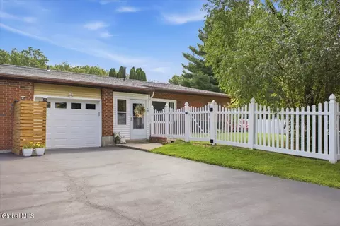 2 Deer Crk # C, Clifton Park, NY 12065