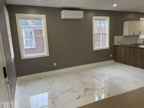 Living - 29 Marshall Ave, Schenectady, NY 12304 photo 3 of 3