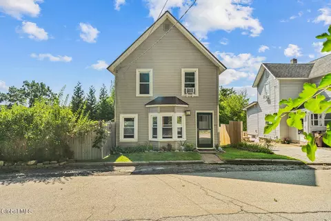 22 Covell Ave, Saratoga Springs, NY 12866