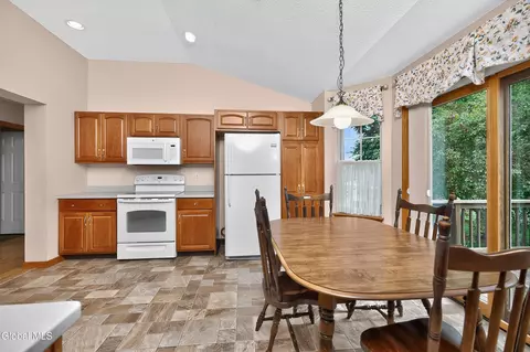Kitchen - 8 Dalton Ct, Delmar, NY 12054 photo 1 of 4