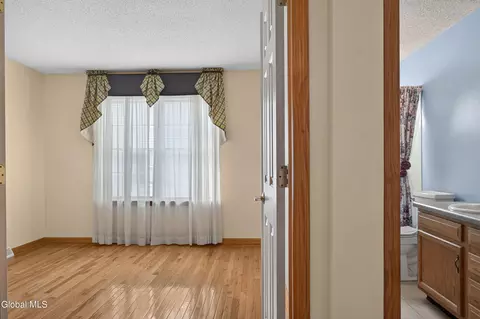 Bedroom - 8 Dalton Ct, Delmar, NY 12054 photo 7 of 8