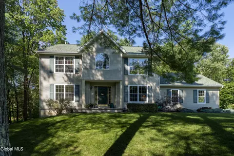 607 Acland Blvd, Ballston Spa, NY 12020