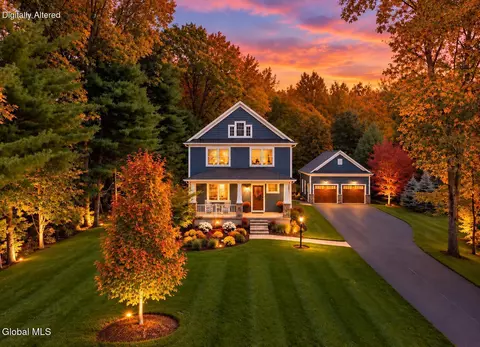 10 Emerald Ter, Clifton Park, NY 12065