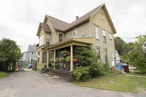 4 James St, Gloversville, NY 12078