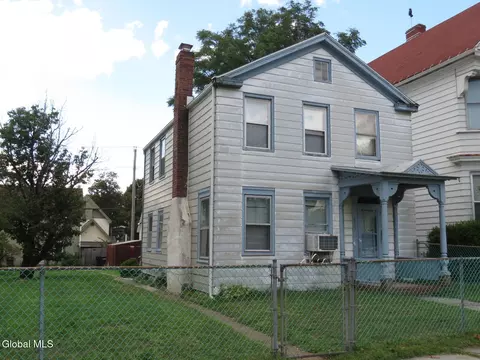 805 4th Ave, Troy, NY 12182