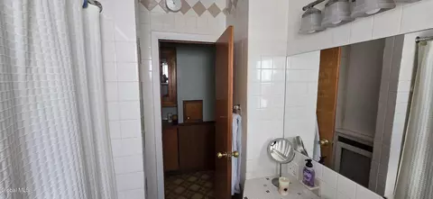 Bath - 259 Thirteenth St, Schenectady, NY 12306 photo 3 of 3