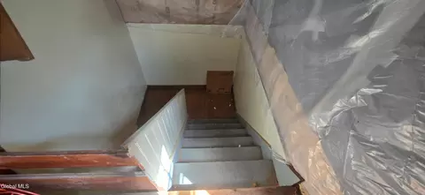 Entry Way - 259 Thirteenth St, Schenectady, NY 12306 photo 8 of 8