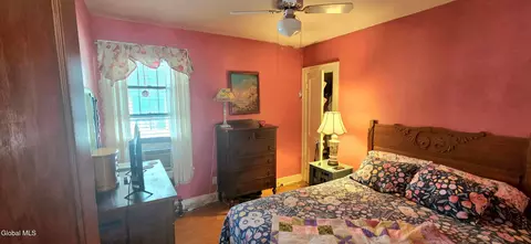 Bedroom - 259 Thirteenth St, Schenectady, NY 12306 photo 7 of 8