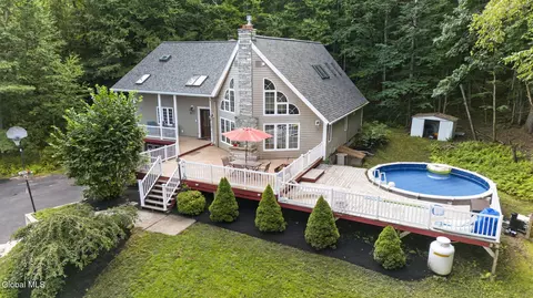 1137 Blue Factory Hill Rd, Cropseyville, NY 12052