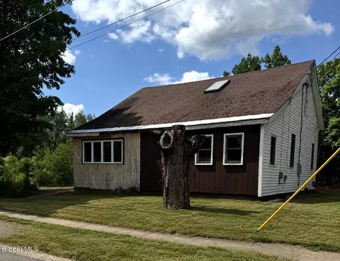 12 Woodrow Ave, Tupper Lake, NY 12986