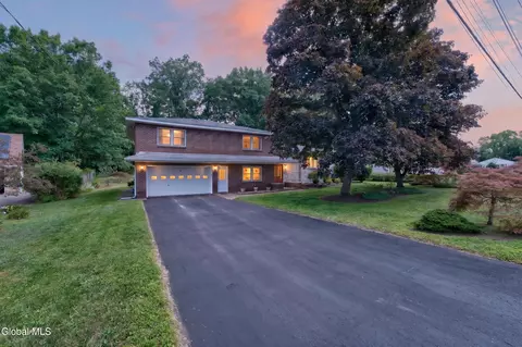 25 Tice Rd, Albany, NY 12203