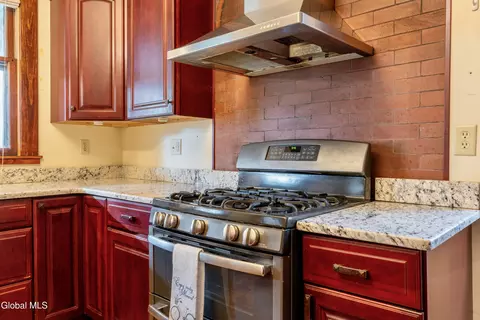 Kitchen - 6 Morris Ave, Schenectady, NY 12308 photo 4 of 5